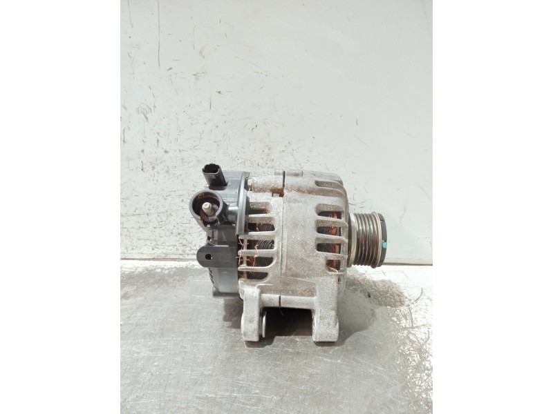 Recambio de alternador para citroen c3 referencia OEM IAM 9835689480 2740473F FG12T163