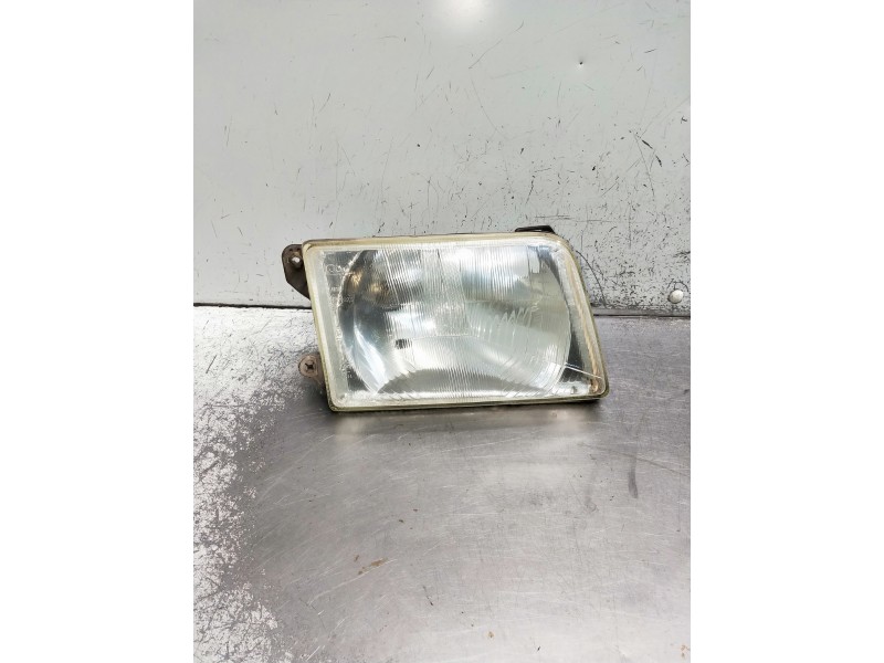 Recambio de faro derecho para ford transit, caja cerrada 86/92 referencia OEM IAM   