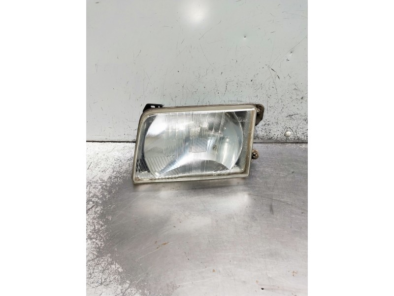Recambio de faro izquierdo para ford transit, caja cerrada 86/92 referencia OEM IAM   