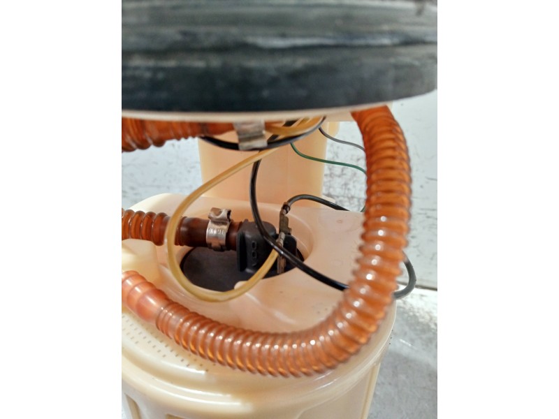 Recambio de bomba combustible para seat leon (1m1) referencia OEM IAM 1J0919051H 228233001003 