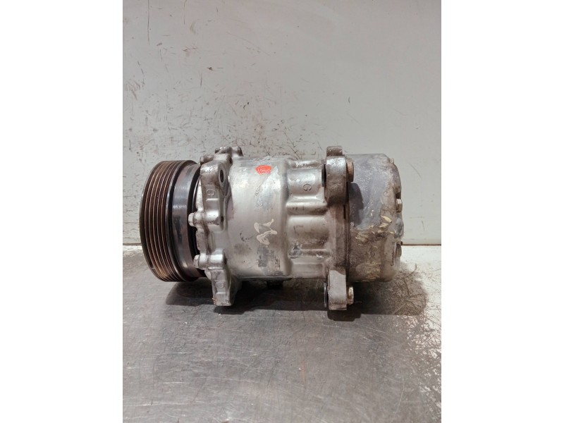 Recambio de compresor aire acondicionado para seat leon (1m1) referencia OEM IAM 1J0820803F  