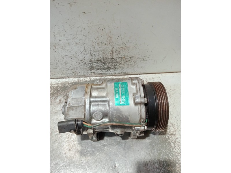 Recambio de compresor aire acondicionado para seat leon (1m1) referencia OEM IAM 1J0820803F  