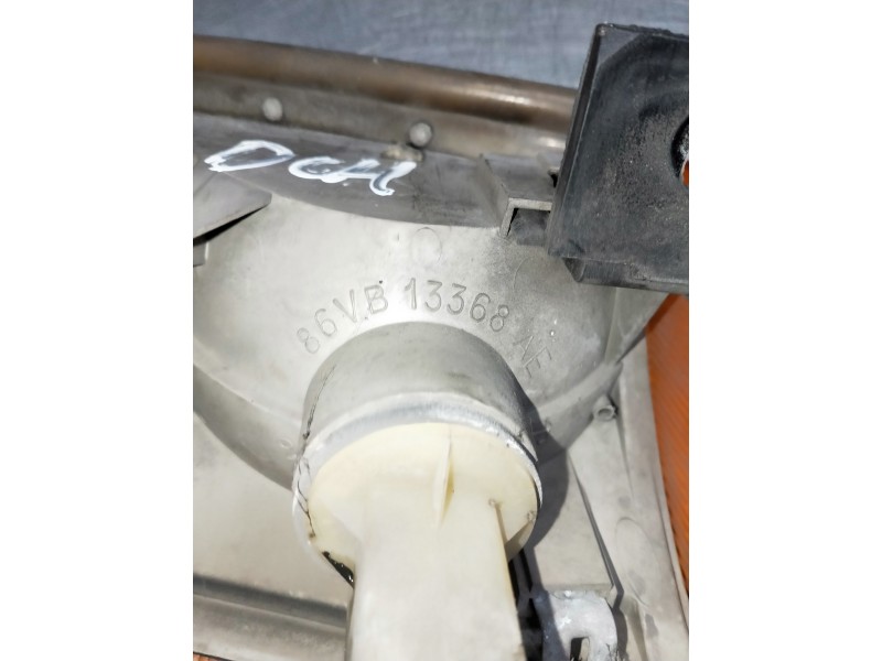 Recambio de piloto delantero derecho para ford transit, caja cerrada 86/92 referencia OEM IAM 86VB13368AE  