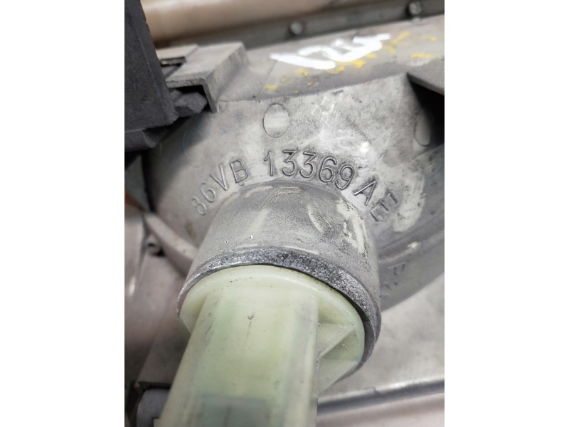 Recambio de piloto delantero izquierdo para ford transit, caja cerrada 86/92 referencia OEM IAM 86VB13369AE  