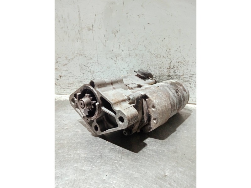 Recambio de motor arranque para kia carnival ii referencia OEM IAM 031114140  