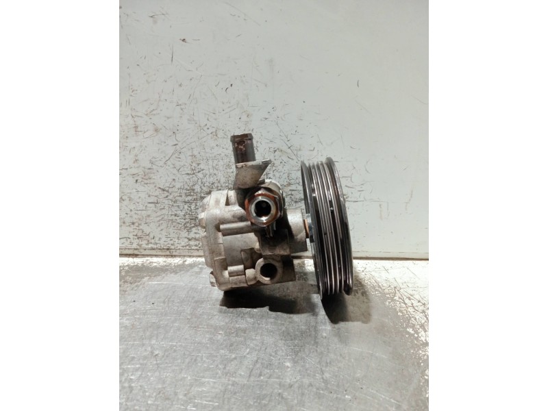 Recambio de bomba direccion para kia carnival ii referencia OEM IAM   