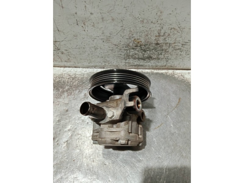 Recambio de bomba direccion para kia carnival ii referencia OEM IAM   