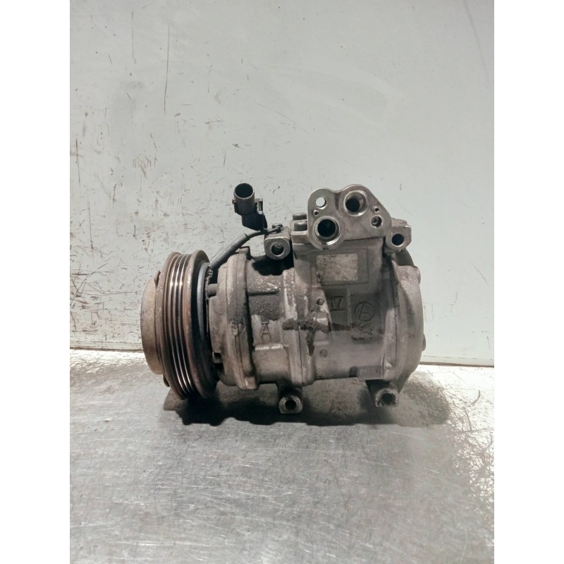 Recambio de compresor aire acondicionado para kia carnival ii referencia OEM IAM 1325025500  