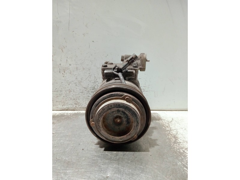 Recambio de compresor aire acondicionado para kia carnival ii referencia OEM IAM 1325025500  