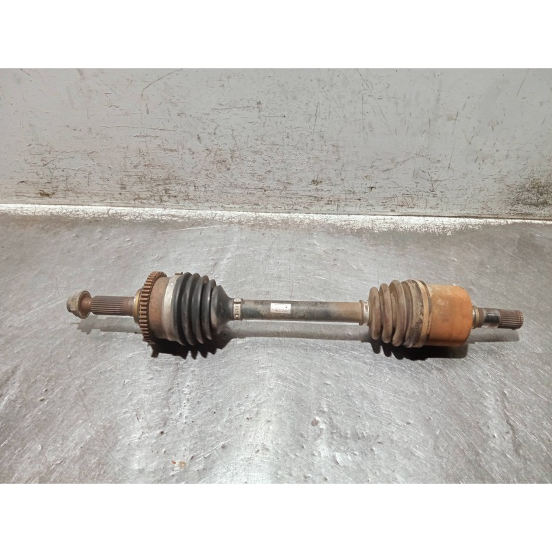 Recambio de transmision delantera izquierda para kia carnival ii referencia OEM IAM CNVJ3MT  