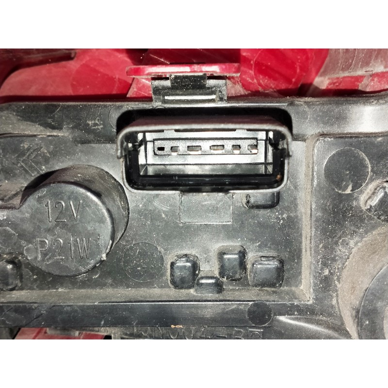 Recambio de piloto trasero izquierdo para citroen c4 coupe referencia OEM IAM 9646801777  