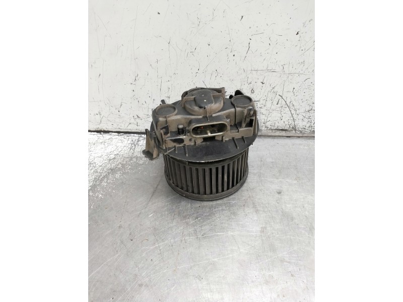 Recambio de motor calefaccion para renault clio iii referencia OEM IAM   