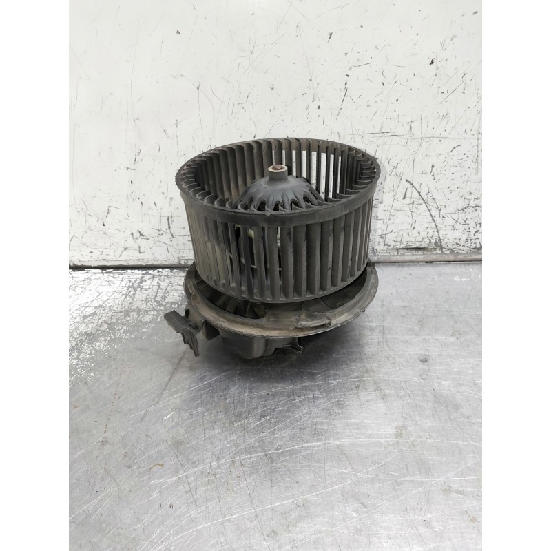 Recambio de motor calefaccion para renault clio iii referencia OEM IAM   