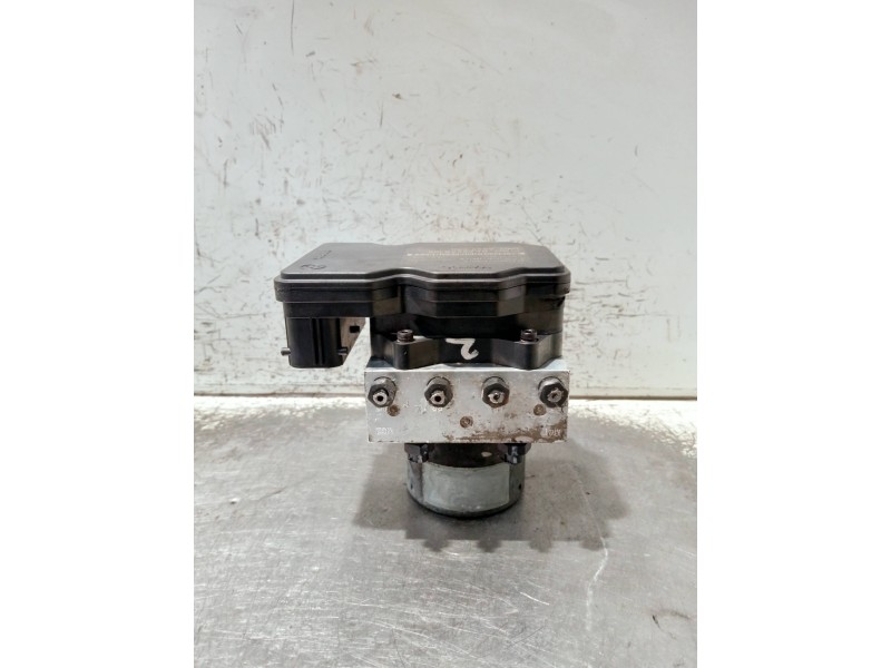Recambio de abs para hyundai ix35 referencia OEM IAM BE6003B106 5WY7F46D 