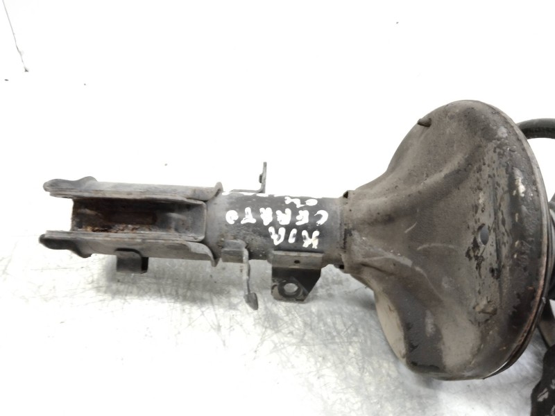 Recambio de amortiguador delantero izquierdo para kia cerato 2.0 turbodiesel cat referencia OEM IAM   