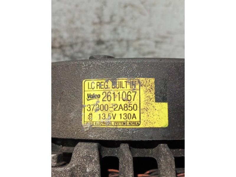 Recambio de alternador para hyundai ix35 referencia OEM IAM 373002A850 2611067 