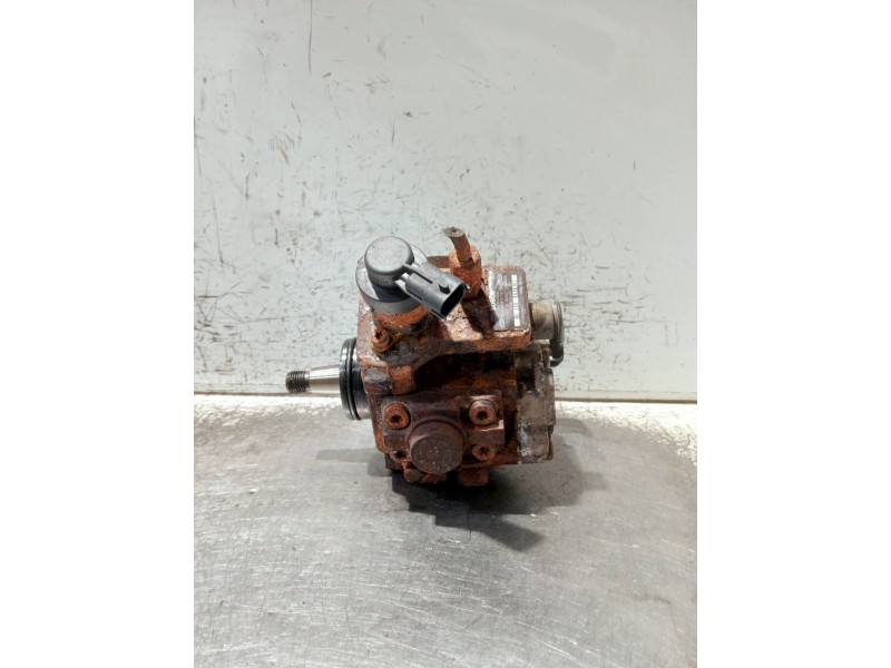 Recambio de bomba inyeccion para hyundai ix35 referencia OEM IAM 331002A420 0445010206 BOSCH