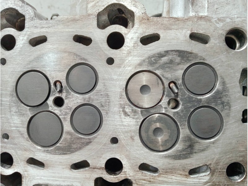 Recambio de culata para hyundai ix35 referencia OEM IAM 221112A200 D4FD 