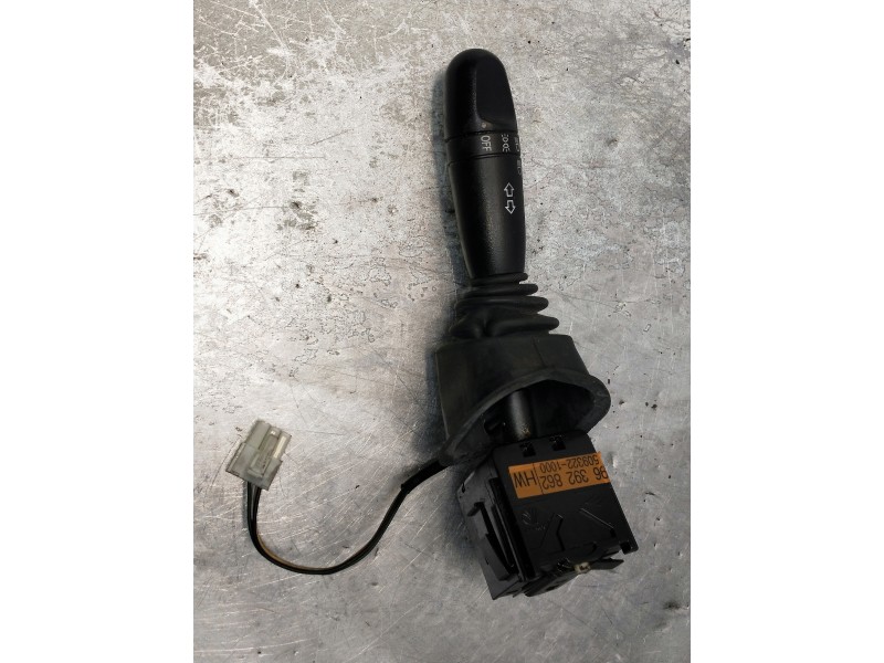 Recambio de mando luces para chevrolet lacetti se referencia OEM IAM 96392862  