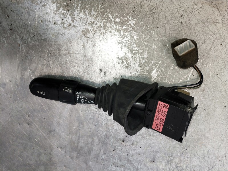 Recambio de mando limpia para chevrolet lacetti se referencia OEM IAM 96552843  