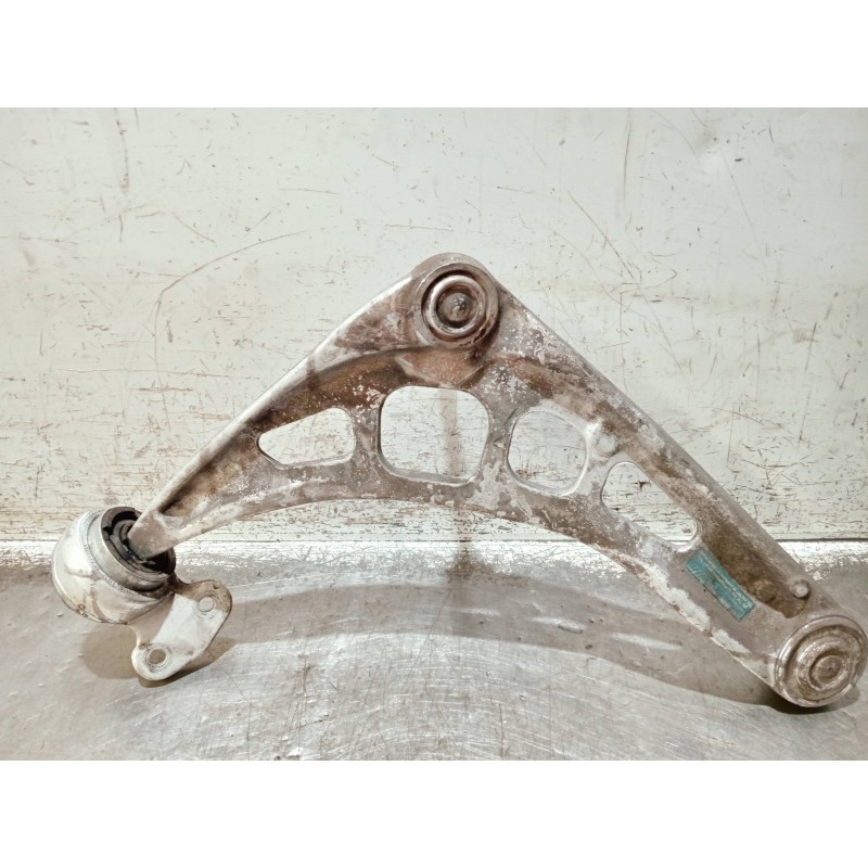 Recambio de brazo suspension inferior delantero izquierdo para bmw serie 3 compact (e46) referencia OEM IAM 338767768 3112228212