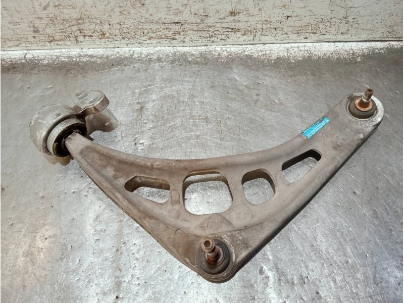 Recambio de brazo suspension inferior delantero izquierdo para bmw serie 3 compact (e46) referencia OEM IAM 338767768 3112228212