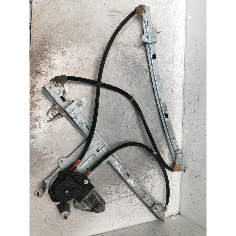 Recambio de elevalunas delantero derecho para citroen xsara picasso referencia OEM IAM 0130821762  5P