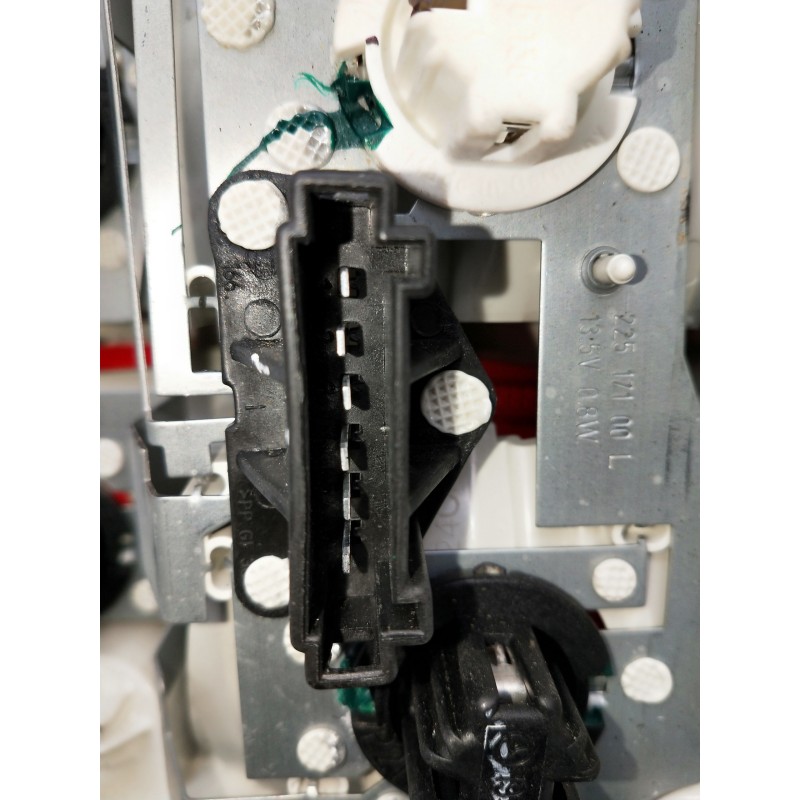 Recambio de piloto trasero izquierdo para mercedes clase m (w164) 320 cdi 4m edition 10 referencia OEM IAM A1649061100 A16490607