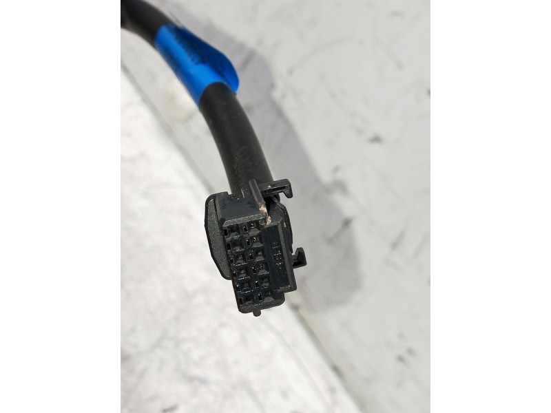 Recambio de retrovisor derecho para renault clio iv referencia OEM IAM 963016264R  