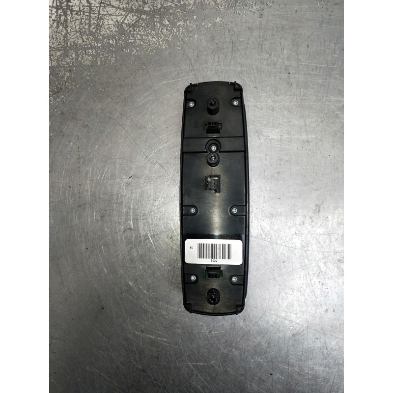 Recambio de mando elevalunas delantero izquierdo para mercedes clase m (w164) 320 cdi 4m edition 10 referencia OEM IAM A25183002