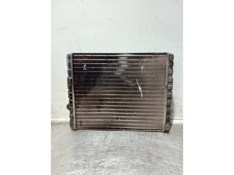 Recambio de radiador agua para volkswagen polo berlina (6n2) referencia OEM IAM W06N0121201A 850981Z 