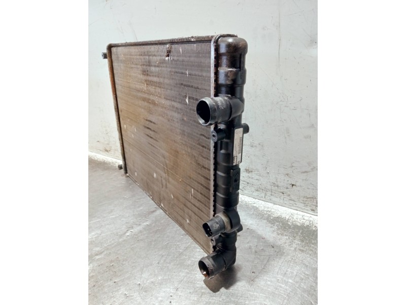 Recambio de radiador agua para volkswagen polo berlina (6n2) referencia OEM IAM W06N0121201A 850981Z 