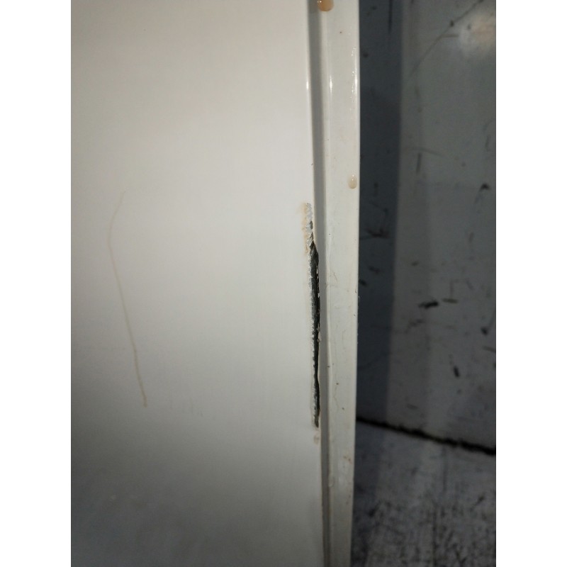 Recambio de puerta trasera derecha para opel corsa f referencia OEM IAM  OJO VER FOTOS 5P