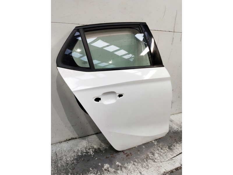 Recambio de puerta trasera derecha para opel corsa f referencia OEM IAM  OJO VER FOTOS 5P