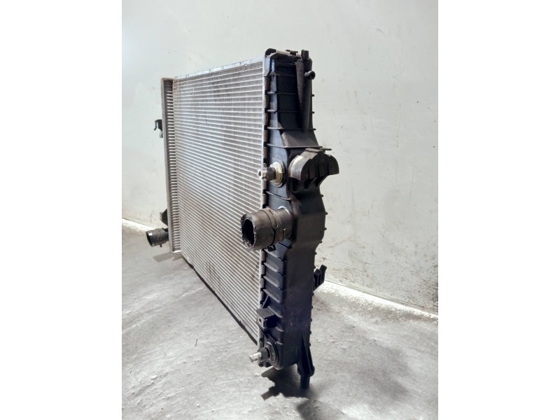 Recambio de radiador agua para jaguar xj referencia OEM IAM 2W938005AH  