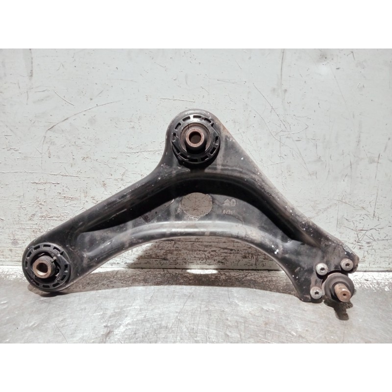 Recambio de brazo suspension inferior delantero derecho para citroen c3 referencia OEM IAM   