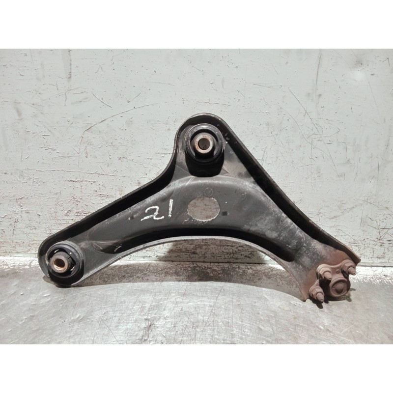 Recambio de brazo suspension inferior delantero izquierdo para citroen c3 referencia OEM IAM   