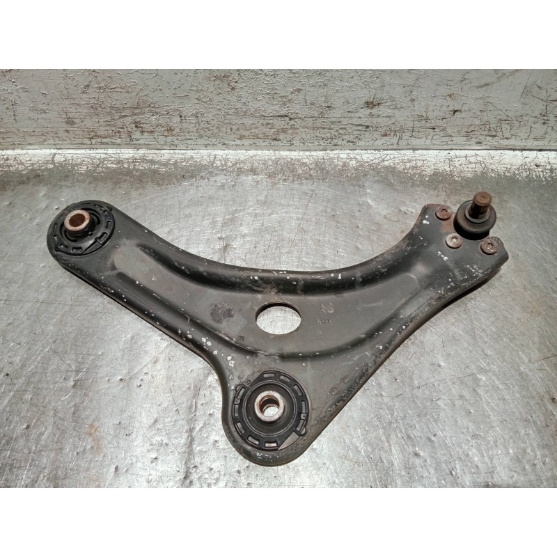 Recambio de brazo suspension inferior delantero izquierdo para citroen c3 referencia OEM IAM   
