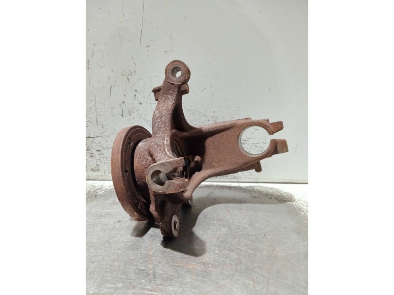 Recambio de mangueta delantera izquierda para citroen c3 referencia OEM IAM   