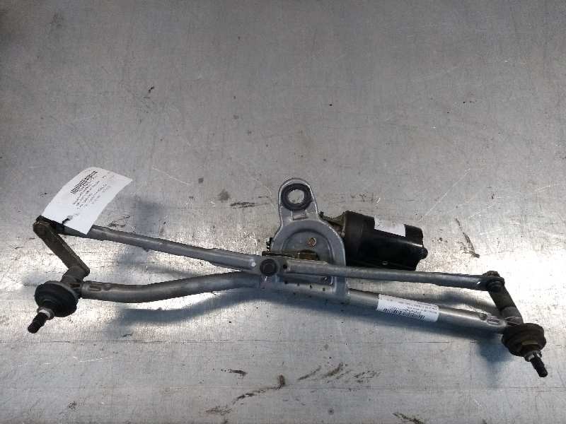 Recambio de motor limpia delantero para bmw serie 3 compact (e46) 320td referencia OEM IAM 0390241355 67638362155  Recambio de motor limpia delantero para bmw serie 3 compact (e46) 320td referencia OEM IAM 0390241355 67638362155