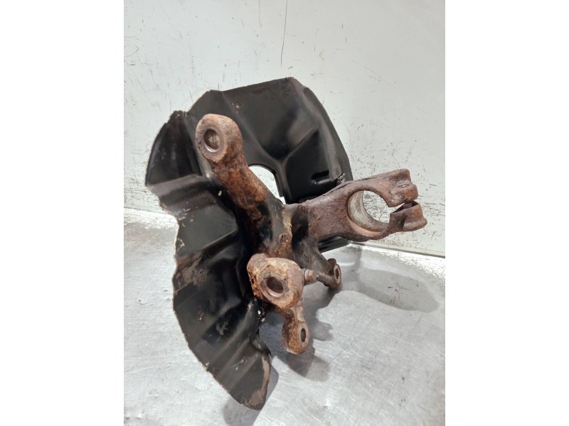 Recambio de mangueta delantera derecha para bmw serie 3 berlina (e46) referencia OEM IAM   