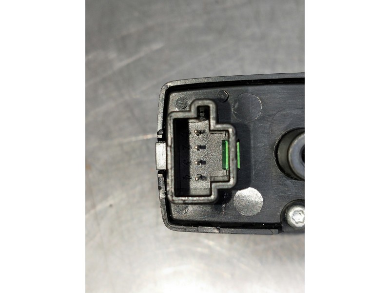 Recambio de mando elevalunas trasero izquierdo para mercedes clase m (w164) 320 cdi 4m edition 10 referencia OEM IAM A2518200510