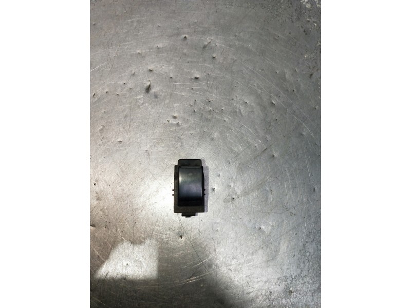 Recambio de mando elevalunas delantero derecho para toyota corolla verso (r1) referencia OEM IAM 37181A242B06 848100F010 