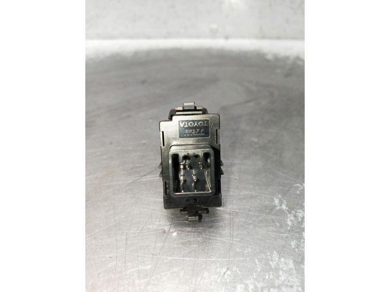 Recambio de mando elevalunas delantero derecho para toyota corolla verso (r1) referencia OEM IAM 37181A242B06 848100F010 