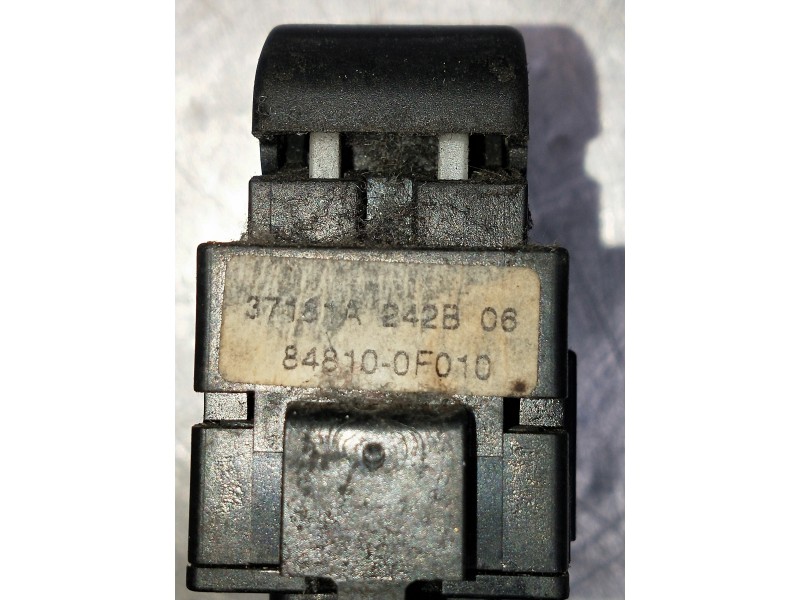 Recambio de mando elevalunas delantero derecho para toyota corolla verso (r1) referencia OEM IAM 37181A242B06 848100F010 