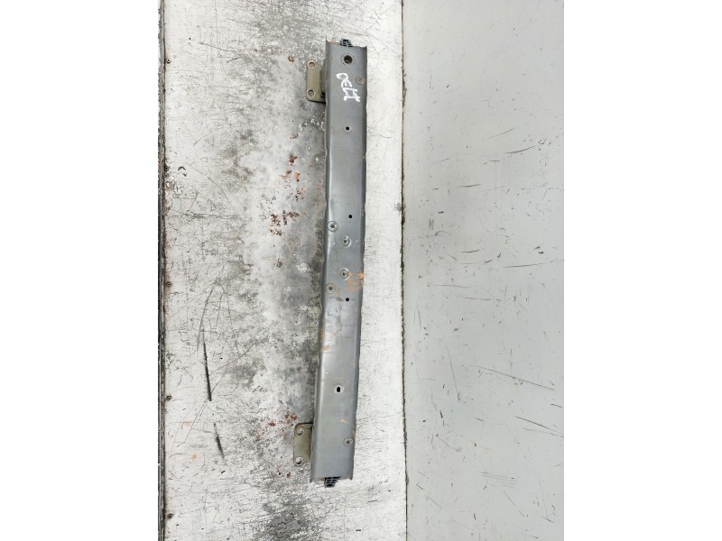 Recambio de refuerzo paragolpes delantero para peugeot 208 (p2) referencia OEM IAM   