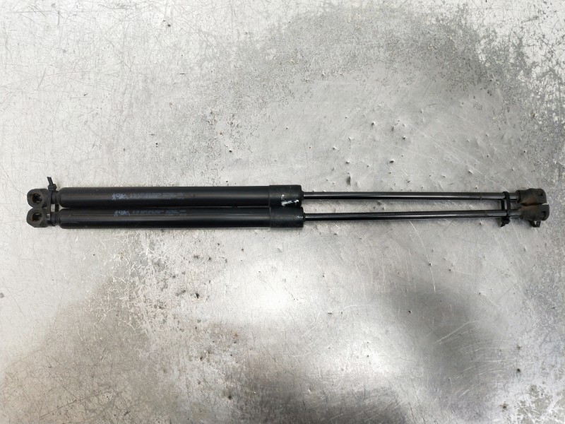 Recambio de amortiguadores maletero / porton para peugeot 208 (p2) referencia OEM IAM 9827758080 7000210284B0 