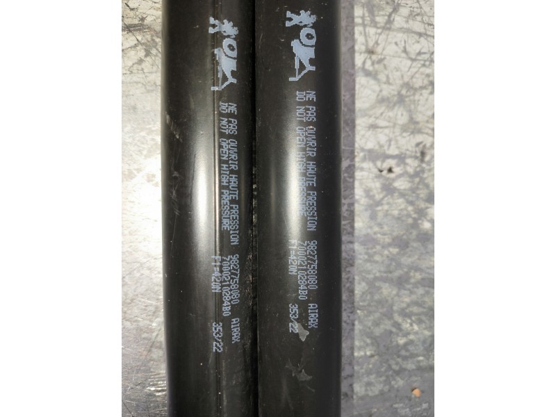 Recambio de amortiguadores maletero / porton para peugeot 208 (p2) referencia OEM IAM 9827758080 7000210284B0 