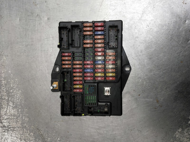 Recambio de caja reles / fusibles para jaguar xj referencia OEM IAM 2W9314A073CE 518670401 071202132428