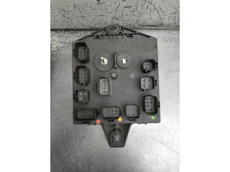 Recambio de caja reles / fusibles para jaguar xj referencia OEM IAM 2W9314N023BC 518806203 518689401